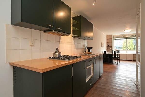 Medium property photo - Noordwal 45, 2513 EB Den Haag